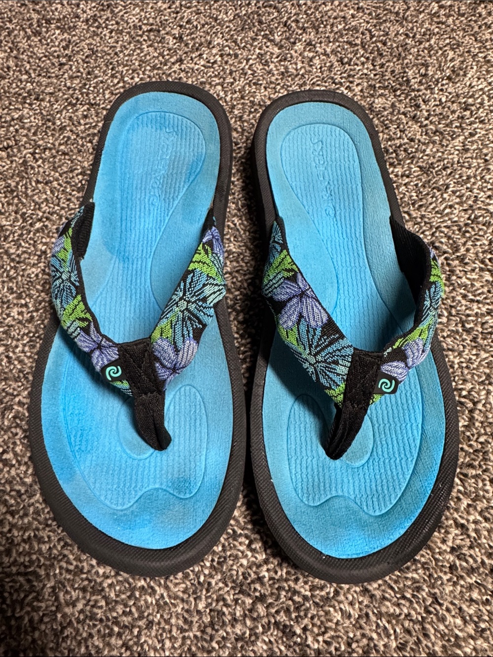 Women’s Rafters flip flop sandals, blue tropical print, size 9